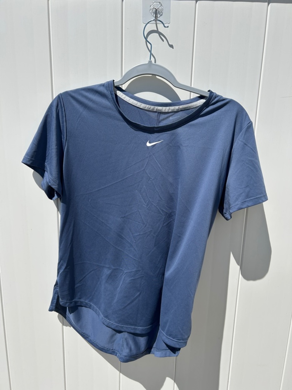 Nike Women's Short Sleeve Performance Tee in Navy Blue